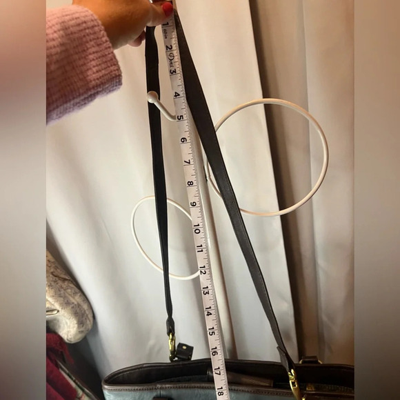 Stone Mountain Large Leather Shoulder Bag Green with brown Trim - Picture 6 of 11